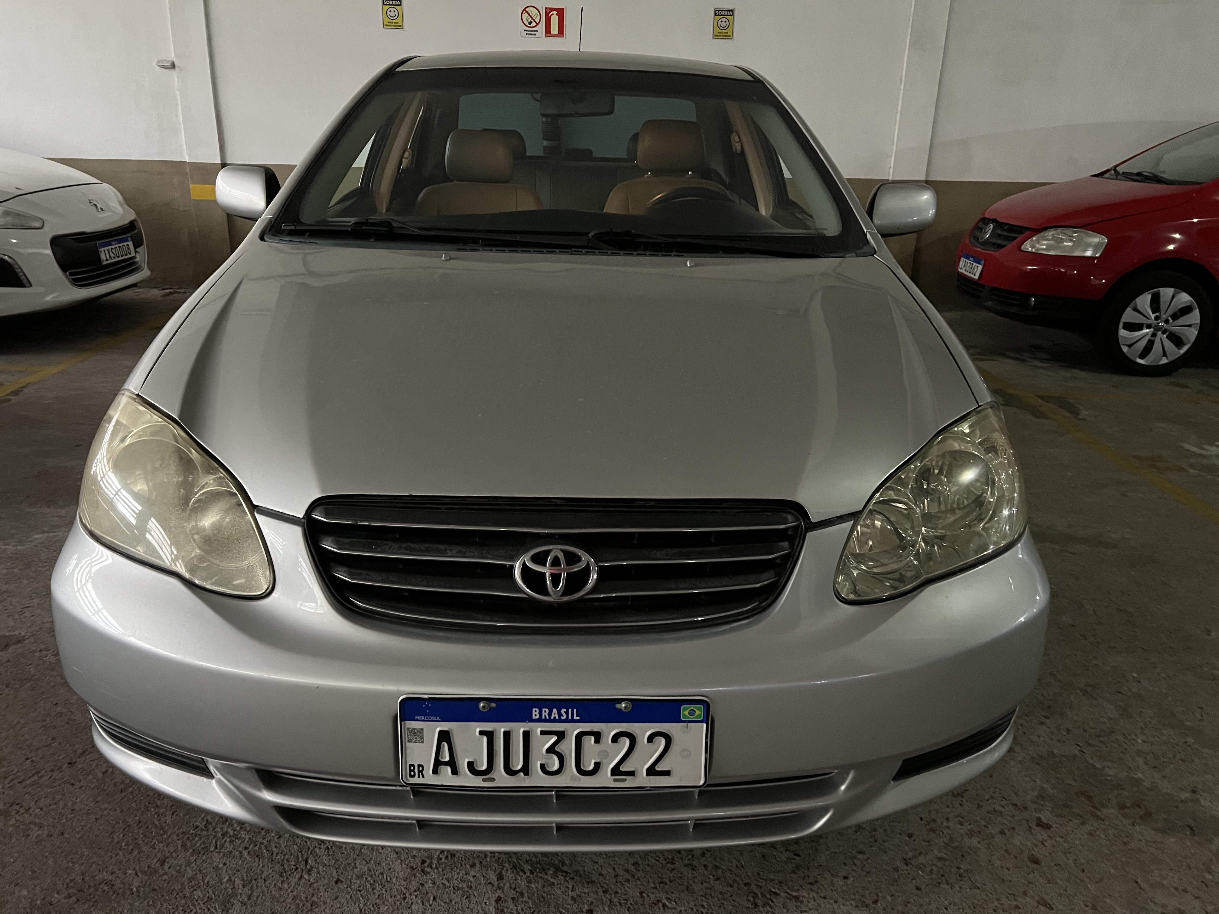 COROLLA XEi ANO 2004 1.8 AUTOM. PRATA